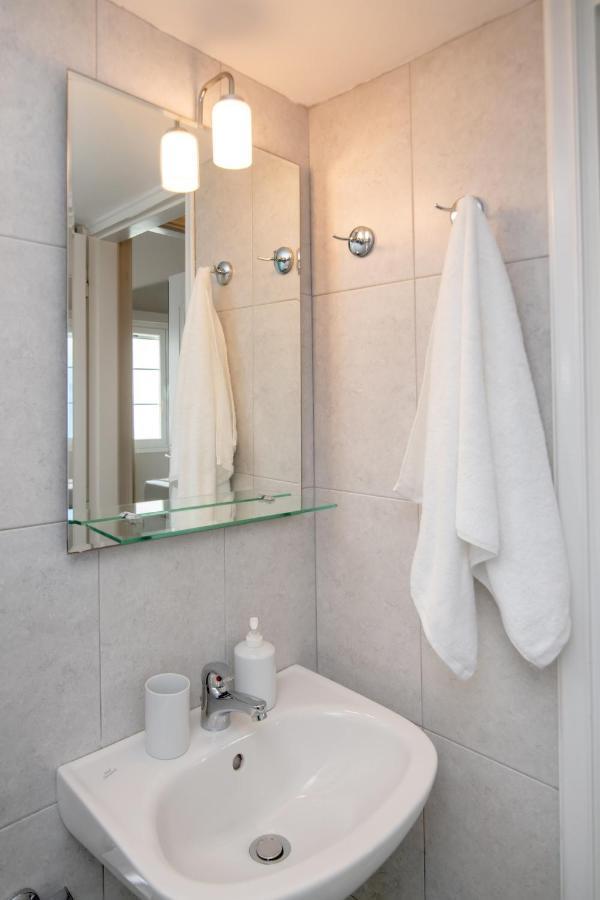 Porto Vidali Apartment อาจิออส ไอออนนิส ภายนอก รูปภาพ