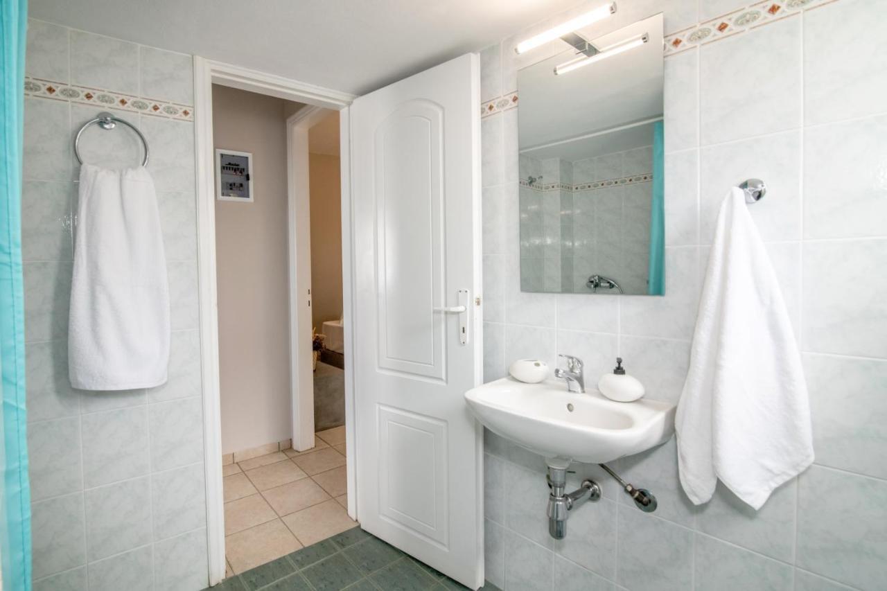 Porto Vidali Apartment อาจิออส ไอออนนิส ภายนอก รูปภาพ