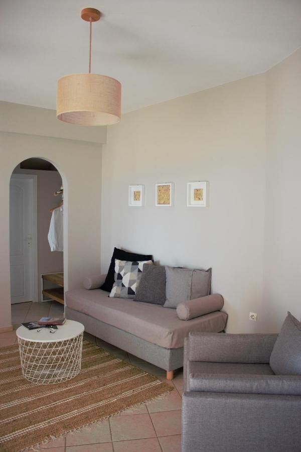 Porto Vidali Apartment อาจิออส ไอออนนิส ภายนอก รูปภาพ
